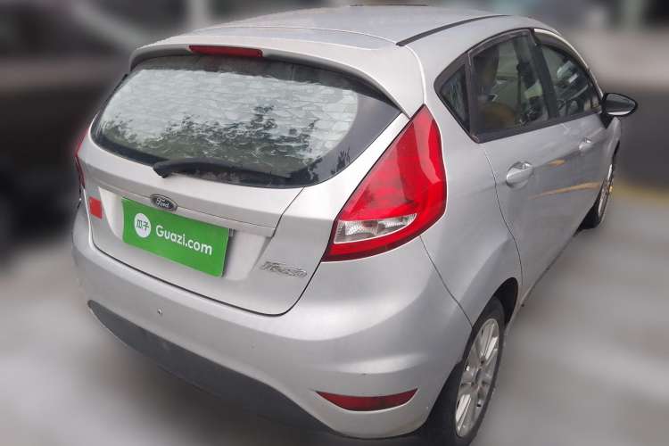 Used Ford Fiesta 2011 Hatchback 1.5L Automatic Fashion Edition