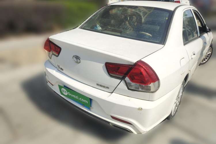 Used Soueast V3 Lingyue 2015 1.5L AMT Happiness Edition