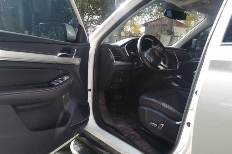 Used Roewe RX8 2019 30T Two-Wheel Drive Supreme Flagship Edition