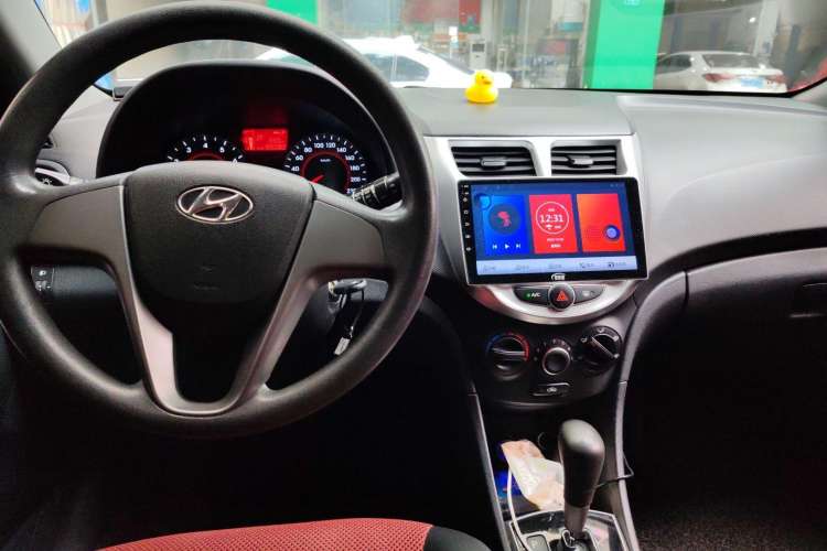 Used Hyundai Verna Ray 2014 1.4L Automatic GLX
