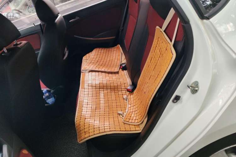 Used Hyundai Verna Ray 2014 1.4L Automatic GLX
