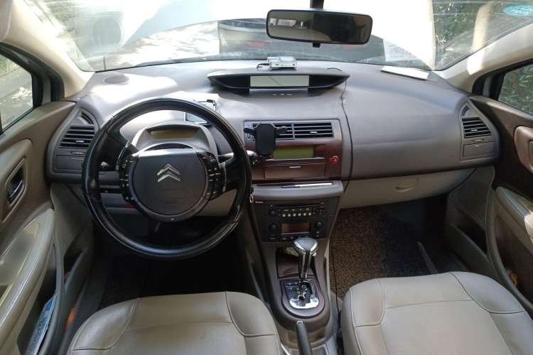 Used Citroen C-Triomphe 2008 2.0L Automatic Elite Edition