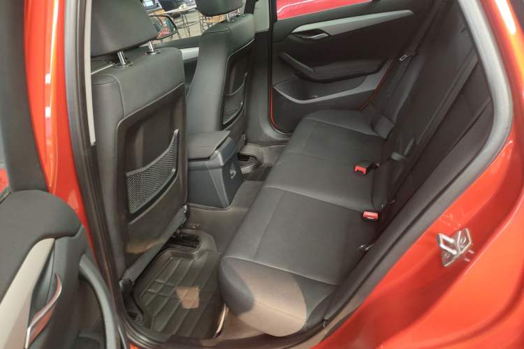 Used BMW X1 2012 sDrive18i Luxury Edition