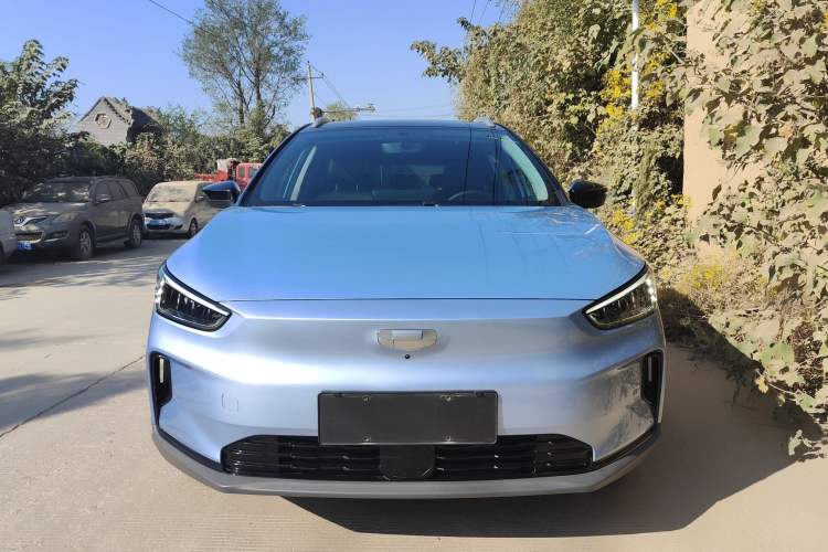 Used Geometry C 2020 Selected Range Edition 550 KM C++
