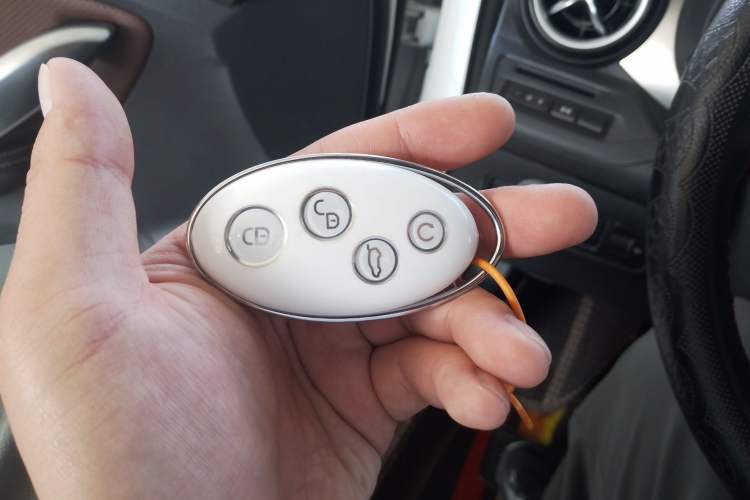 Used BYD Song 2018 1.5TID Automatic Smart Connect Prestige Model
