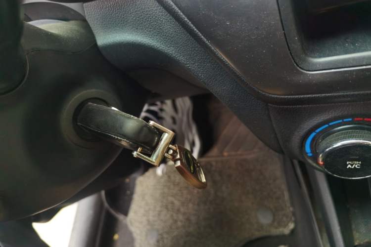 Used Kia K2 2012 Sedan 1.4L Automatic GLS Commemorative Edition