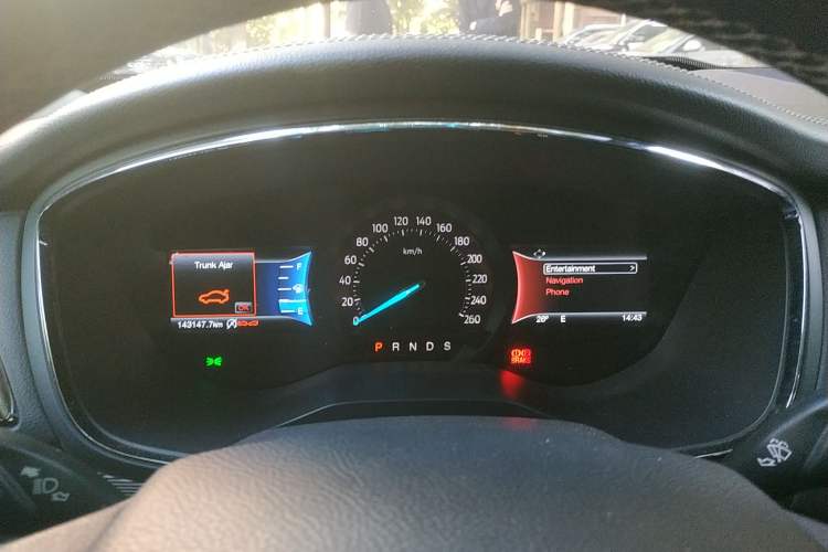 Used Ford Taurus 2017 EcoBoost 245 Luxury Model
