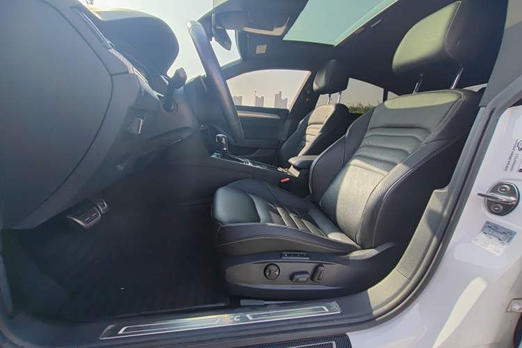 Used Volkswagen CC 2020 330TSI Glamour Edition China VI Standard
