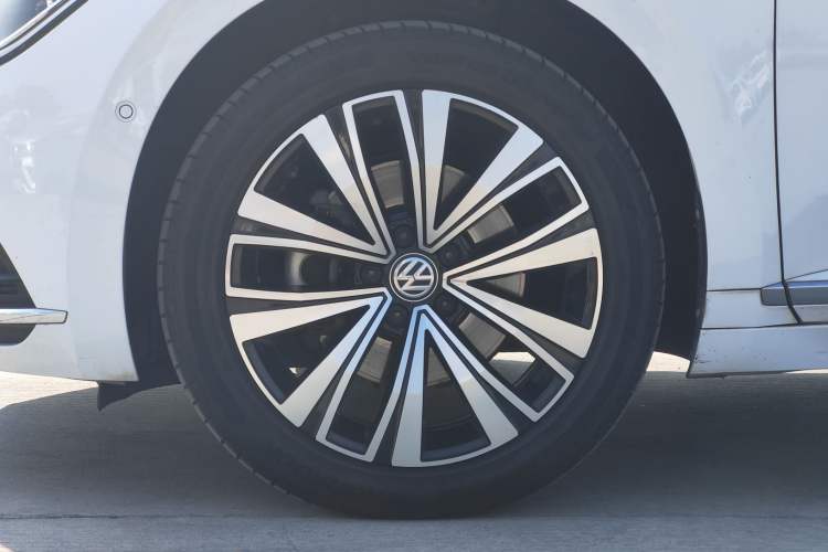 Used Volkswagen CC 2020 330TSI Glamour Edition China VI Standard
