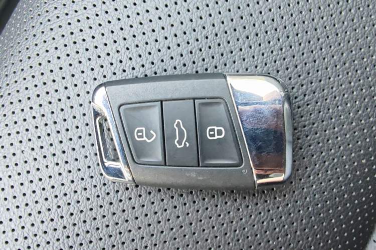 Used Volkswagen CC 2020 330TSI Glamour Edition China VI Standard
