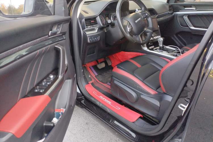 Used Haval H4 2018 Red-Label 1.5 GDIT DCT Fashion Edition
