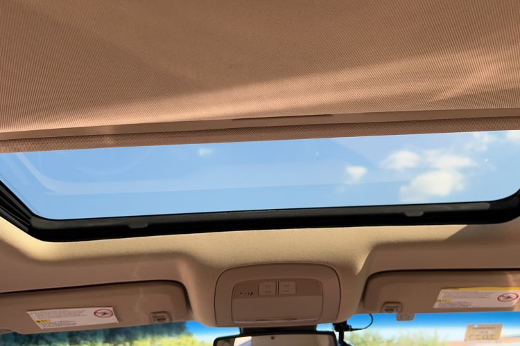 Used Roewe 950 2012 2.4L Luxury Executive Edition
