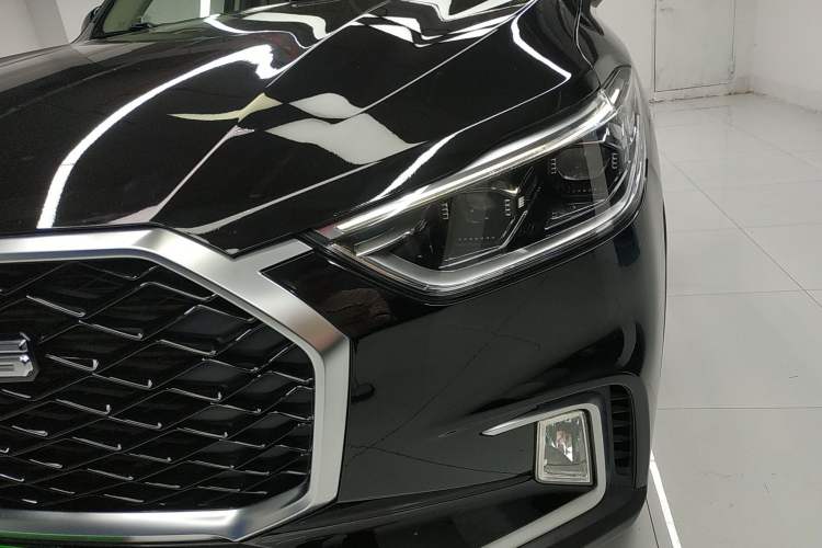 Used SAIC MAXUS D90 2017 2.0T Automatic All-Wheel Drive Sirius