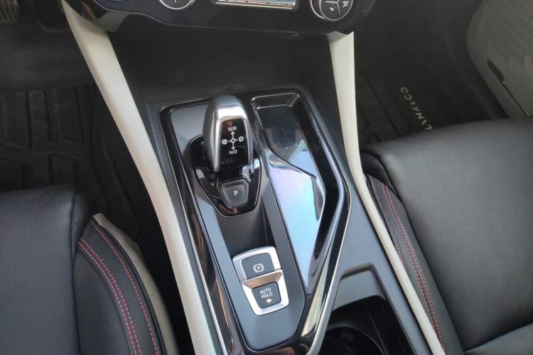 Used Lynk & Co 02 2019 1.5T DCT Two-Wheel Drive Shine Pro Edition China VI Standard