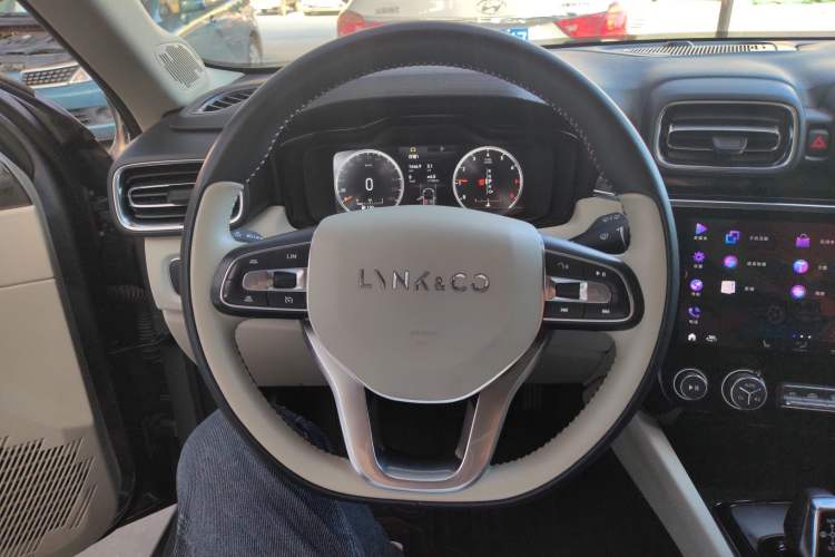 Used Lynk & Co 02 2019 1.5T DCT Two-Wheel Drive Shine Pro Edition China VI Standard