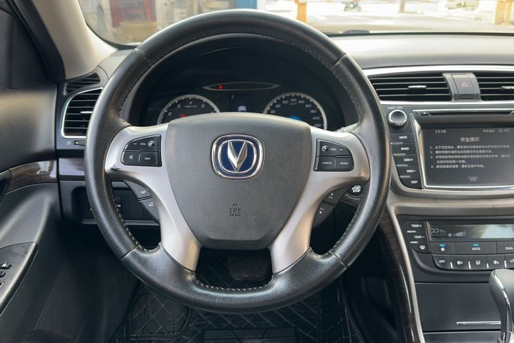 Used Changan Raeton 2013 1.8T Automatic Flagship Model China IV Standard
