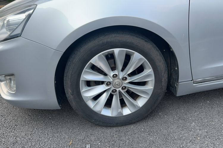 Used Changan Raeton 2013 1.8T Automatic Flagship Model China IV Standard
