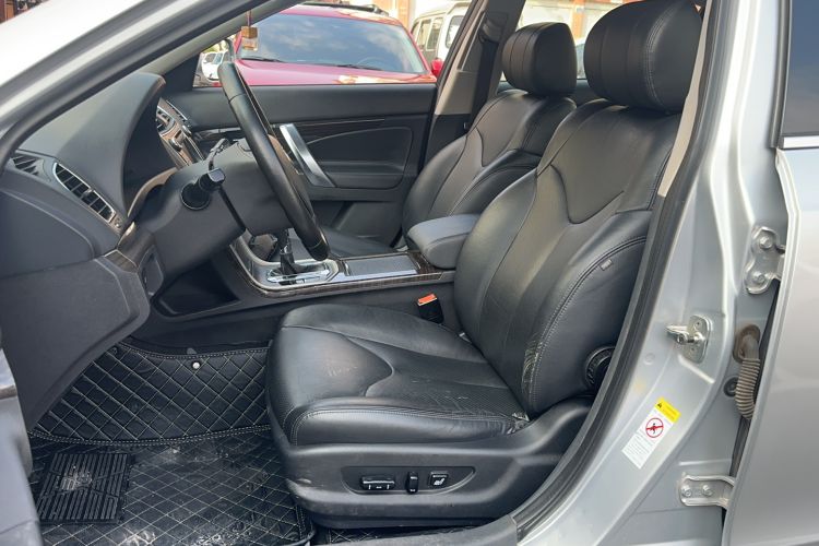 Used Changan Raeton 2013 1.8T Automatic Flagship Model China IV Standard
