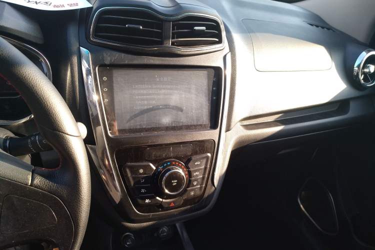 Used Jinbei 750 2018 1.6L Excellence Model