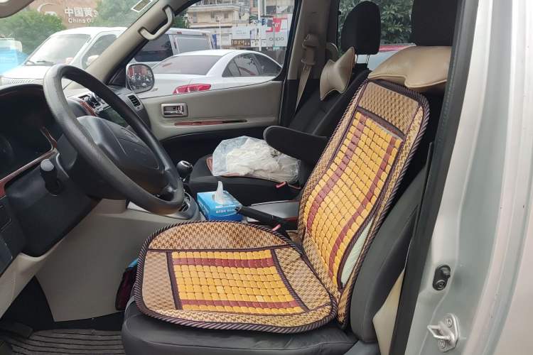 Used Jinbei Grace 2016 2.0L Classic Edition Standard Model Long Wheelbase 9 Seats
