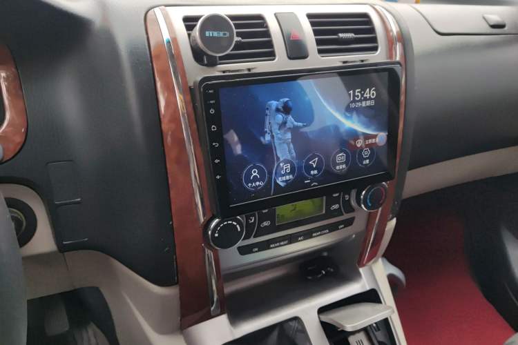 Used Jinbei Grace 2016 2.0L Classic Edition Standard Model Long Wheelbase 9 Seats
