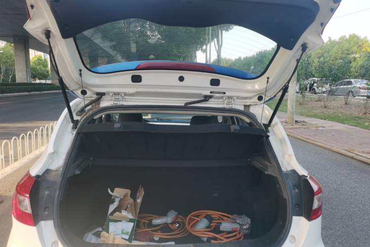 Used JAC iEV6S 2016 Smart Edition