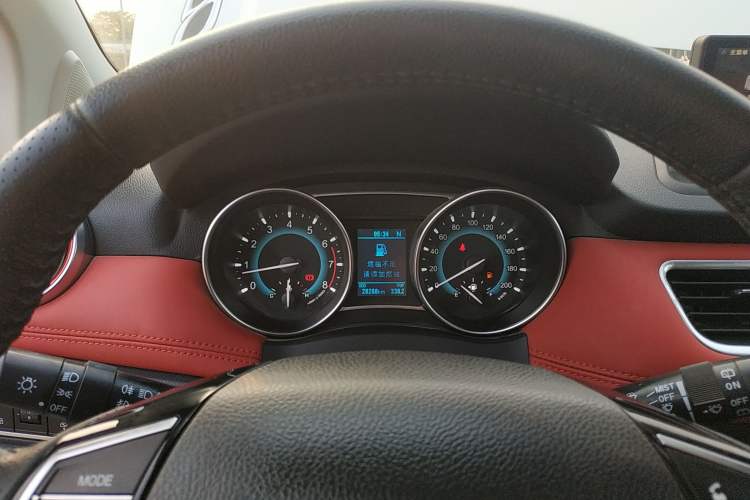 Used Haval H1 2015 1.5L AMT Luxury Model
