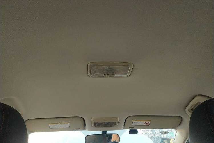 Used Haval H1 2015 1.5L AMT Luxury Model
