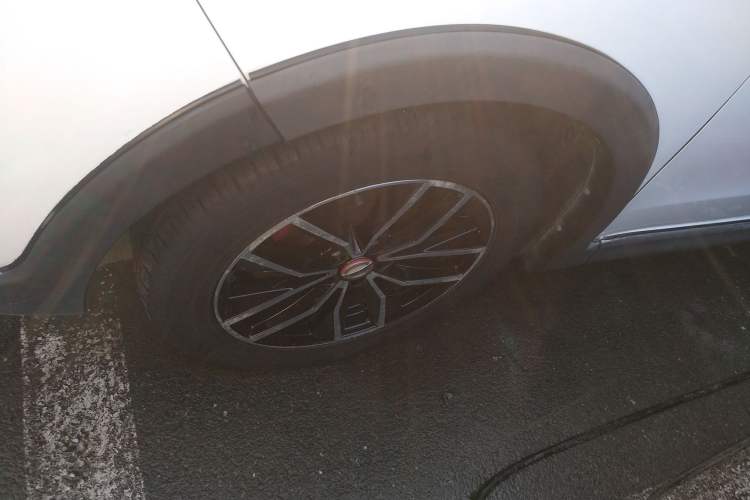 Used Jinbei 750 2018 1.6L Excellence Model