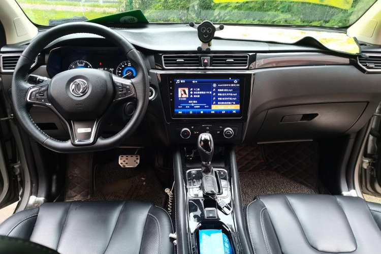 Used Dongfeng Fengon 580 2017 Revised Version 1.5T CVT Luxury Edition