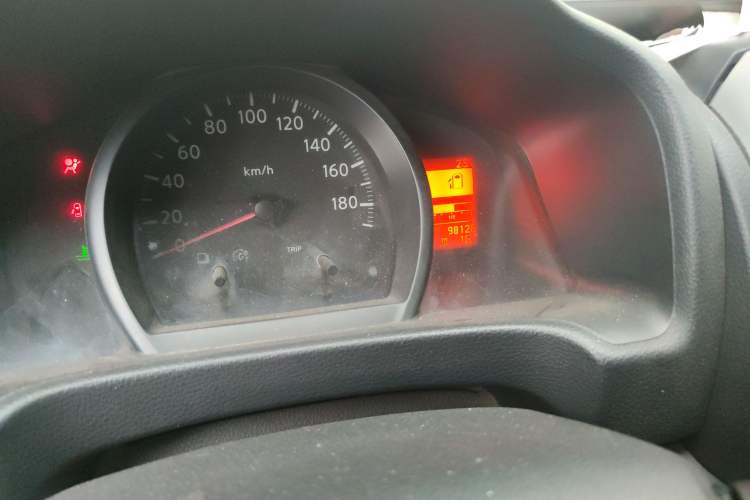 Used Nissan NV200 2010 1.6L Luxury Model
