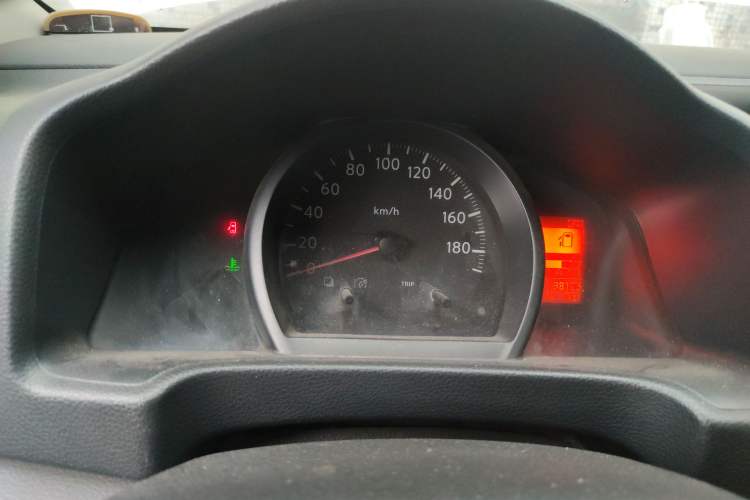 Used Nissan NV200 2010 1.6L Luxury Model
