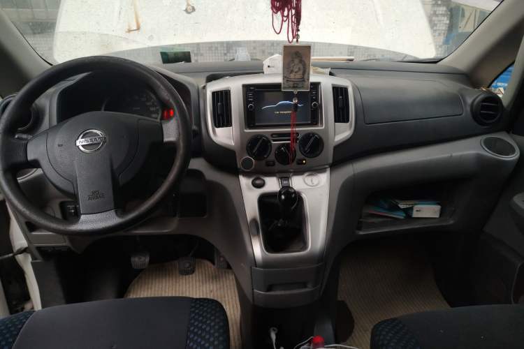 Used Nissan NV200 2010 1.6L Luxury Model
