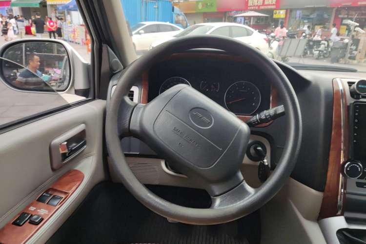 Used Jinbei Grace 2016 2.0L Classic Edition Standard Model Long Wheelbase 9 Seats
