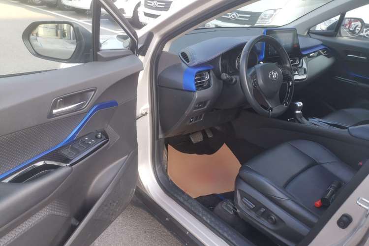 Used Toyota C-HR 2021 2.0L Luxury Edition
