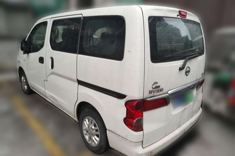 Used Nissan NV200 2010 1.6L Luxury Model
