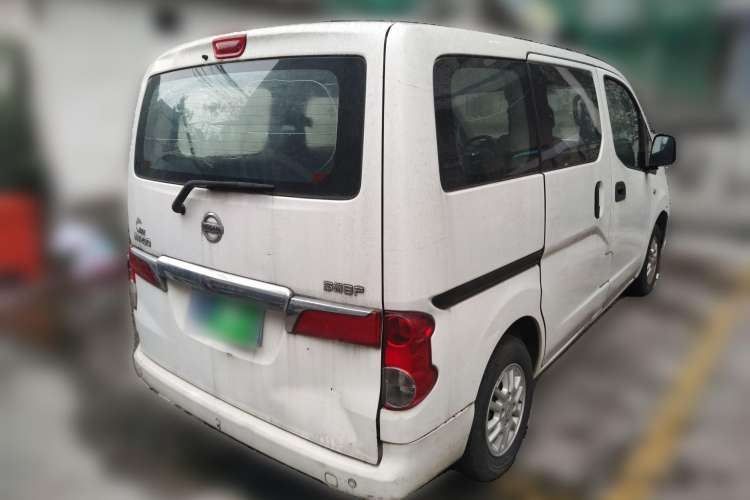 Used Nissan NV200 2010 1.6L Luxury Model
