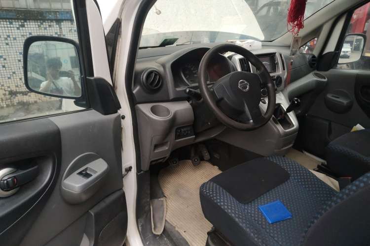 Used Nissan NV200 2010 1.6L Luxury Model
