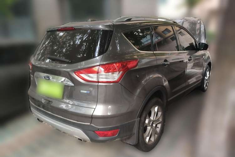 Used Ford Kuga 2013 2.0L GTDi Four-Wheel-Drive Sport Model
