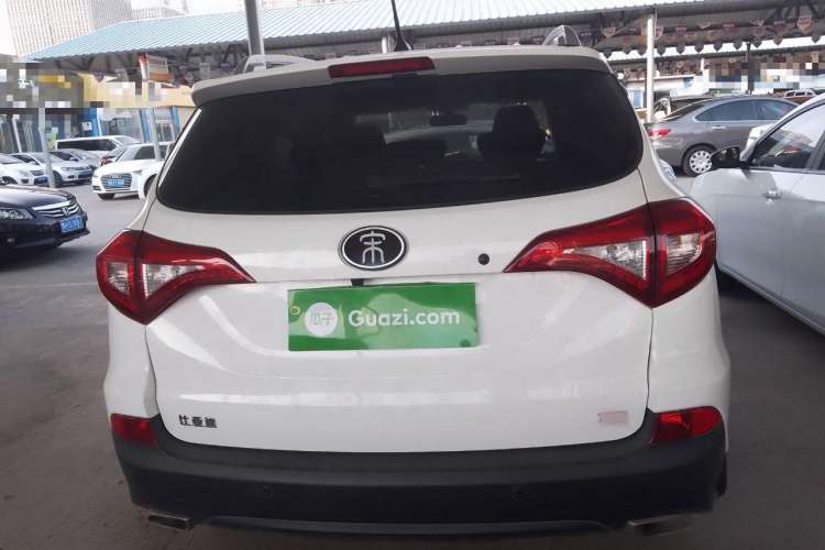 Used BYD Song 2018 1.5TID Automatic Smart Connect Prestige Model
