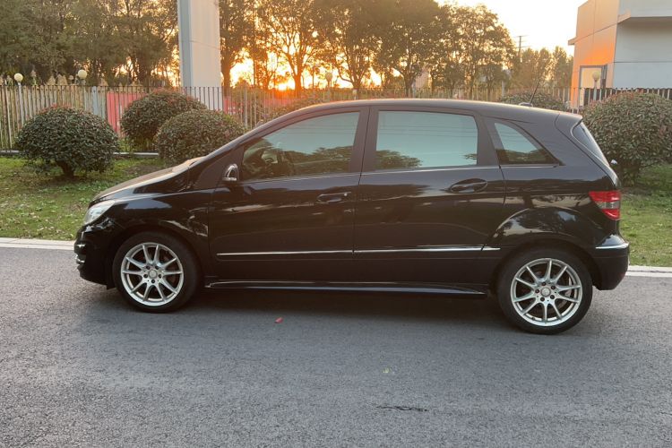 Used Mercedes-Benz B-Class 2009 B 200 Fashion Model
