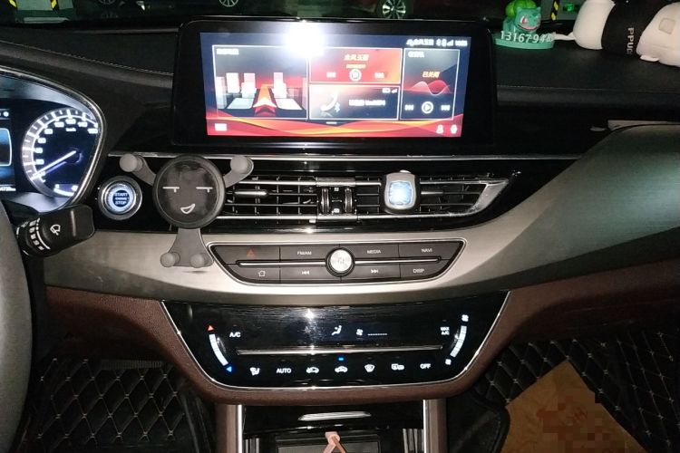 Used CHANGAN Raeton CC 2018 1.5T Automatic Haoya Model China V Standard
