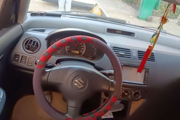 Used Suzuki Swift 2012 1.3L Manual Value Edition