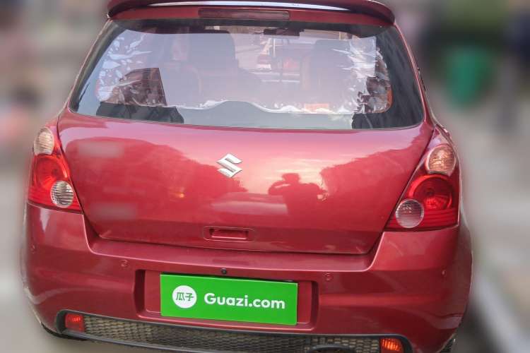 Used Suzuki Swift 2012 1.3L Manual Value Edition