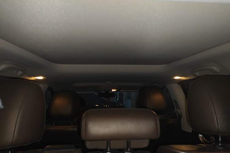 Used Infiniti JX 2013 JX35 Two-Wheel-Drive Excellence Edition
