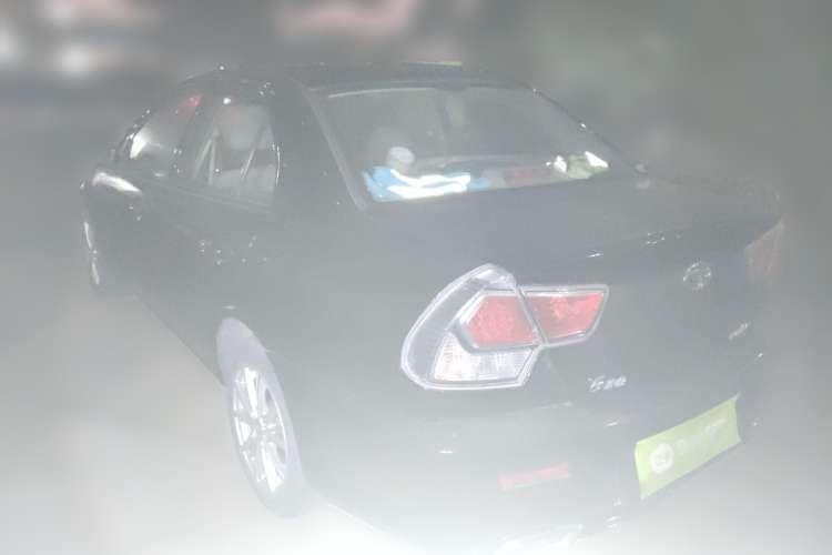 Used Soueast V3 Lingyue 2014 1.5L Manual Entry-Level Version Rear Left 45 Deg