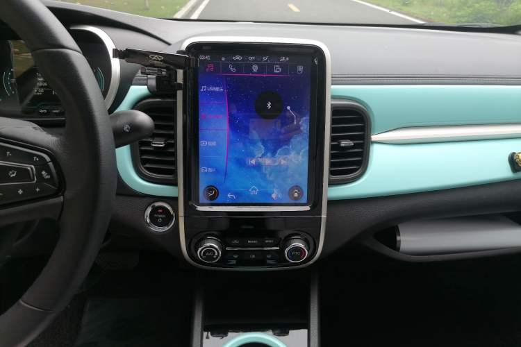 Used Chery New Energy Little Ant 2021 Revised Version 150 000 Yuan Ant Fan Edition New Ant Cool Edition Lithium Iron Phosphate
