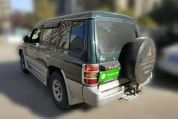 Used Leopaard Heijingang 2013 2.2L Manual 4x4 Standard Edition
