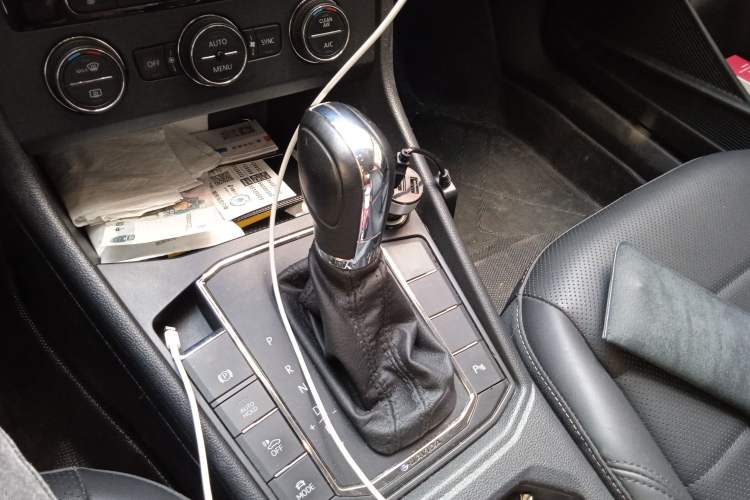 Used Volkswagen Lavida Pure Electric 2019 Enjoyment Edition Gear Lever