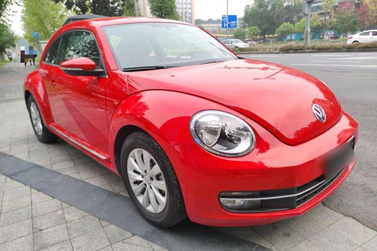Used Volkswagen Beetle 2015 180TSI model
